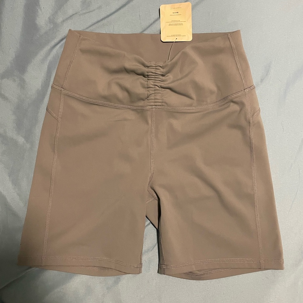 Gray Ultra High-Waisted Ruched Pureluxe Shorts Fabletics NWT